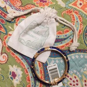 Gold, flower Hawaiian bracelet